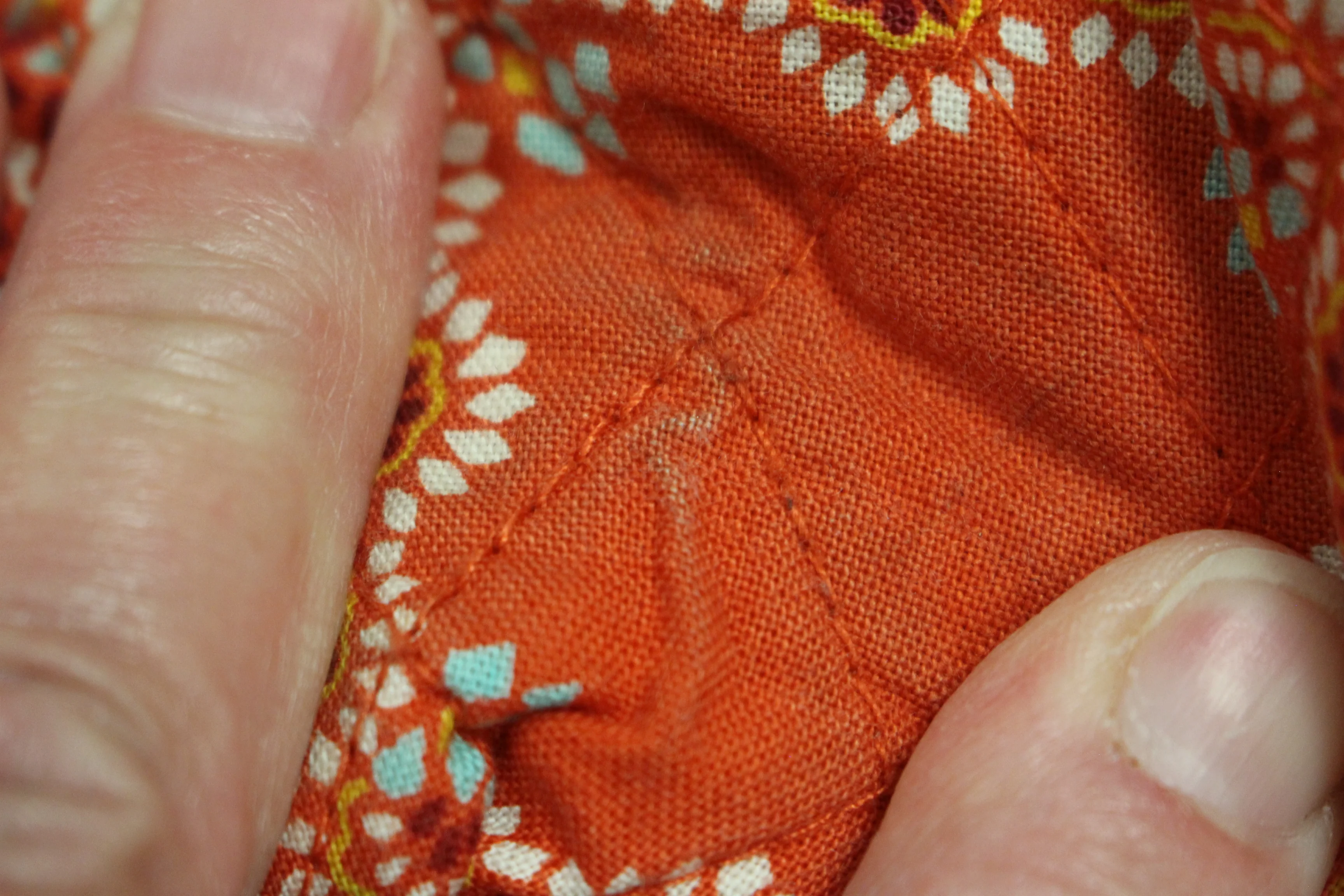 Vera Bradley Orange Boho Floral Medallion Medium Shoulder Bag - Used - Image 9