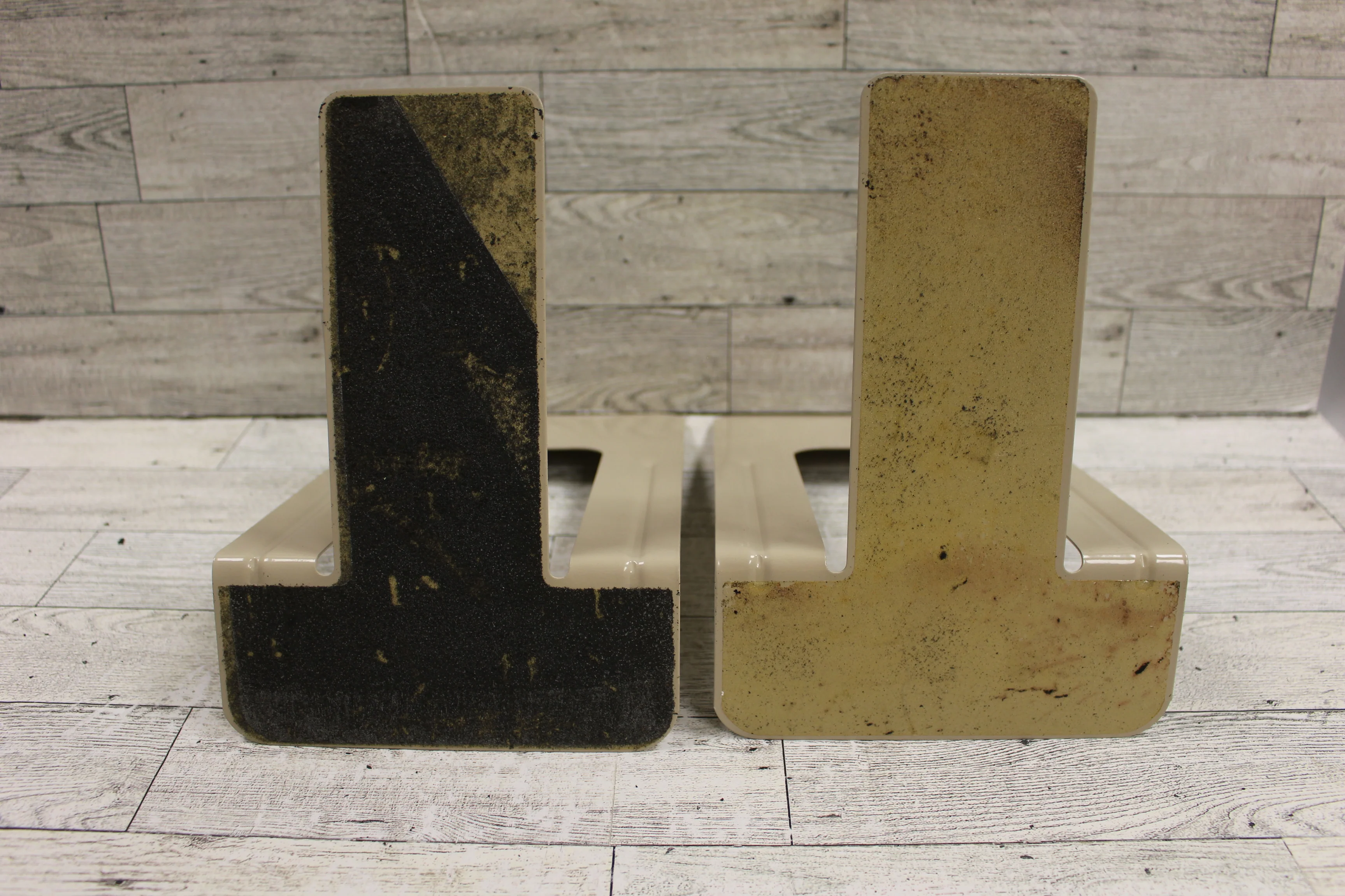 Vintage Beige Metal Bookend - Set of 2 - Used - Image 4