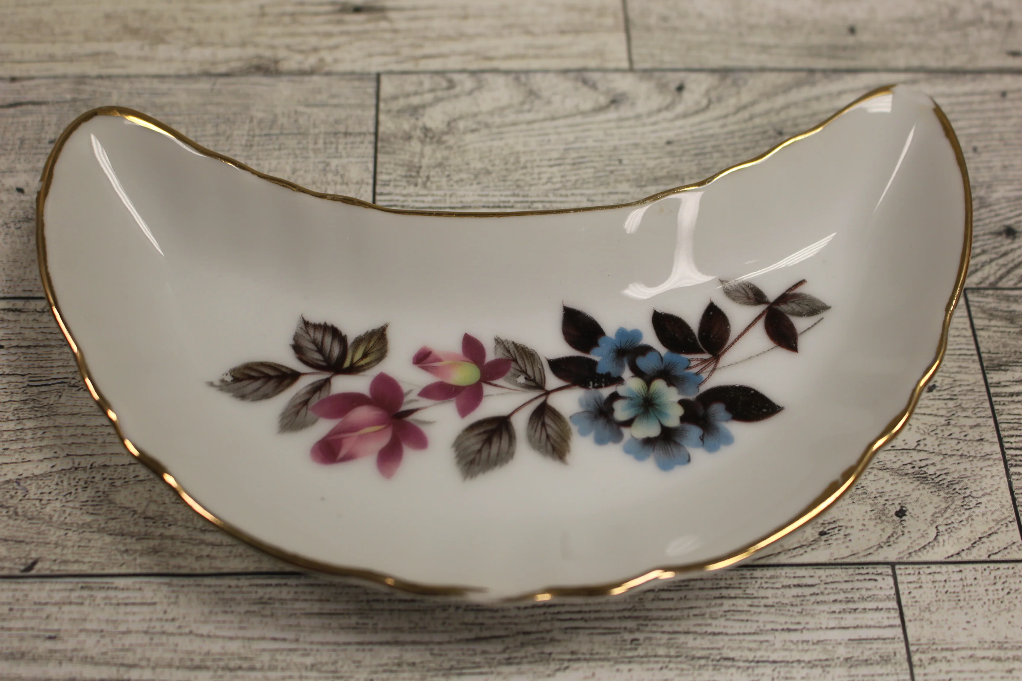 Vintage Chadwick Moon Crescent Shape Bowls - Used - Image 4