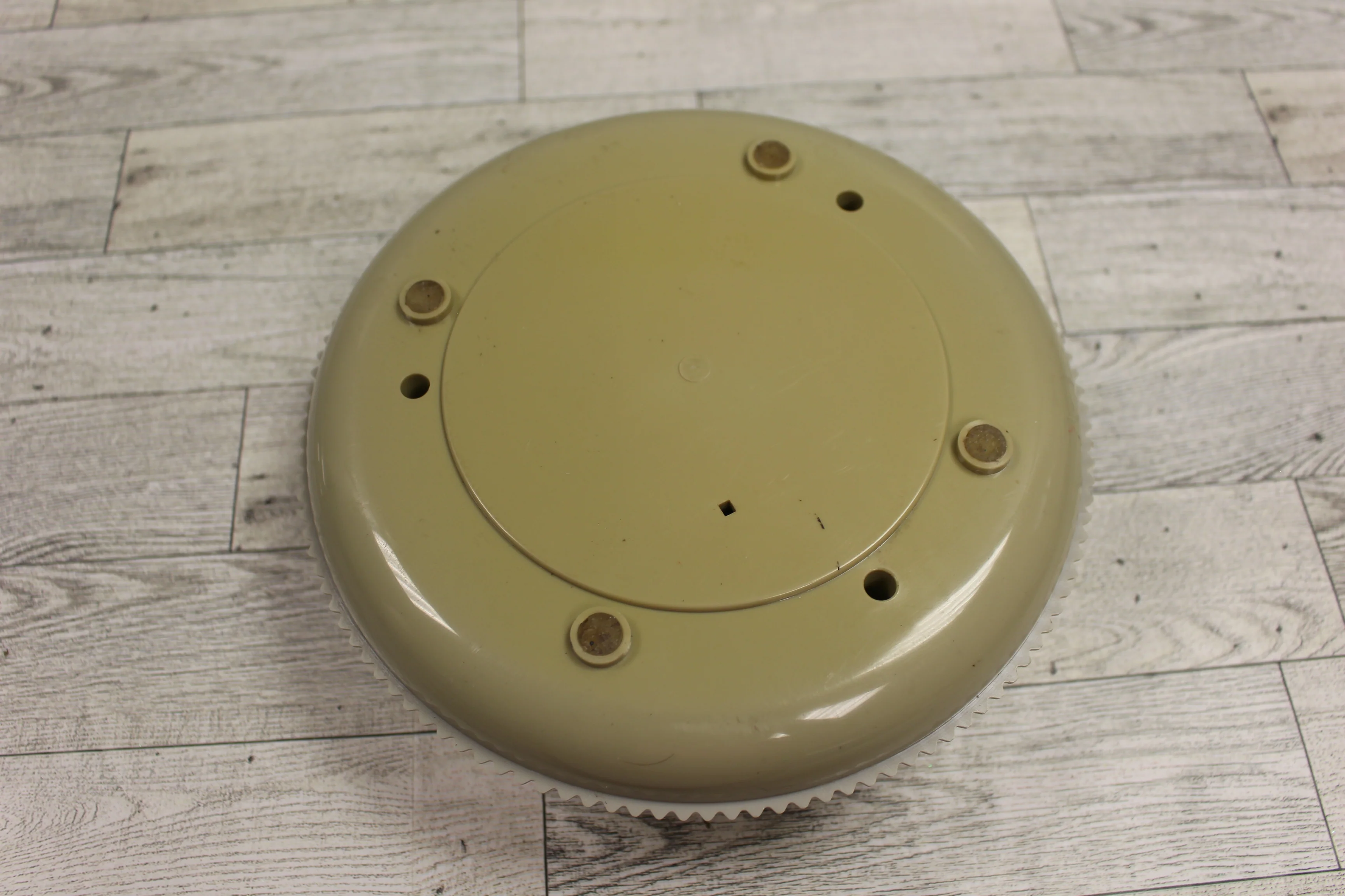 Vintage Collectible Round Food Scale with Bowl - Lbs and Kg - Used - Image 7