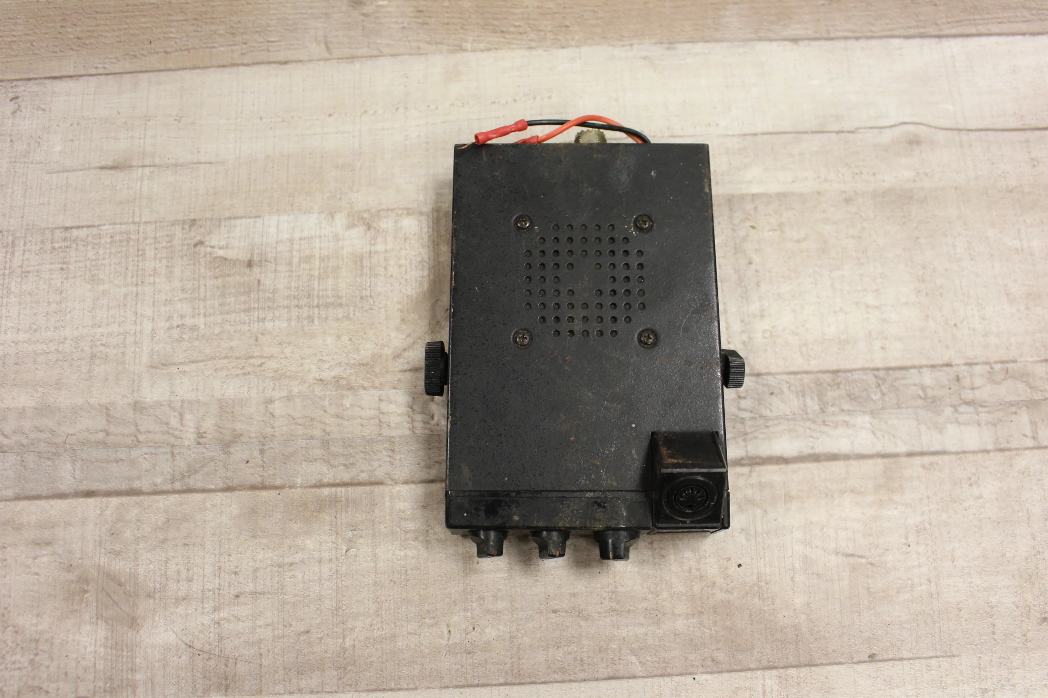 Vintage General Electric Radio -Black -Used - Image 2