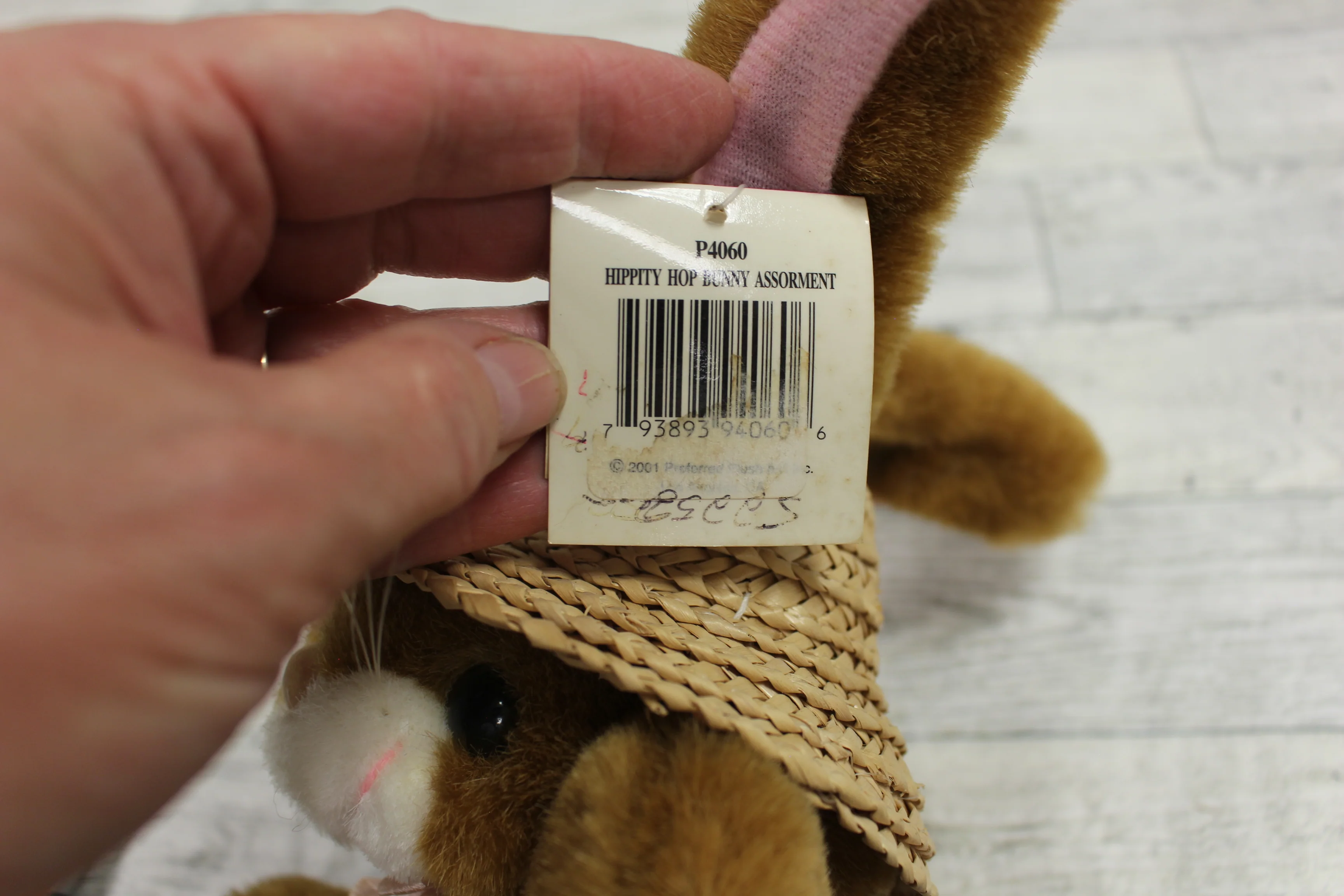 Vintage Preferred Plush Bunny Rabbit with Straw Hat - Easter - 2001 - New - Image 3