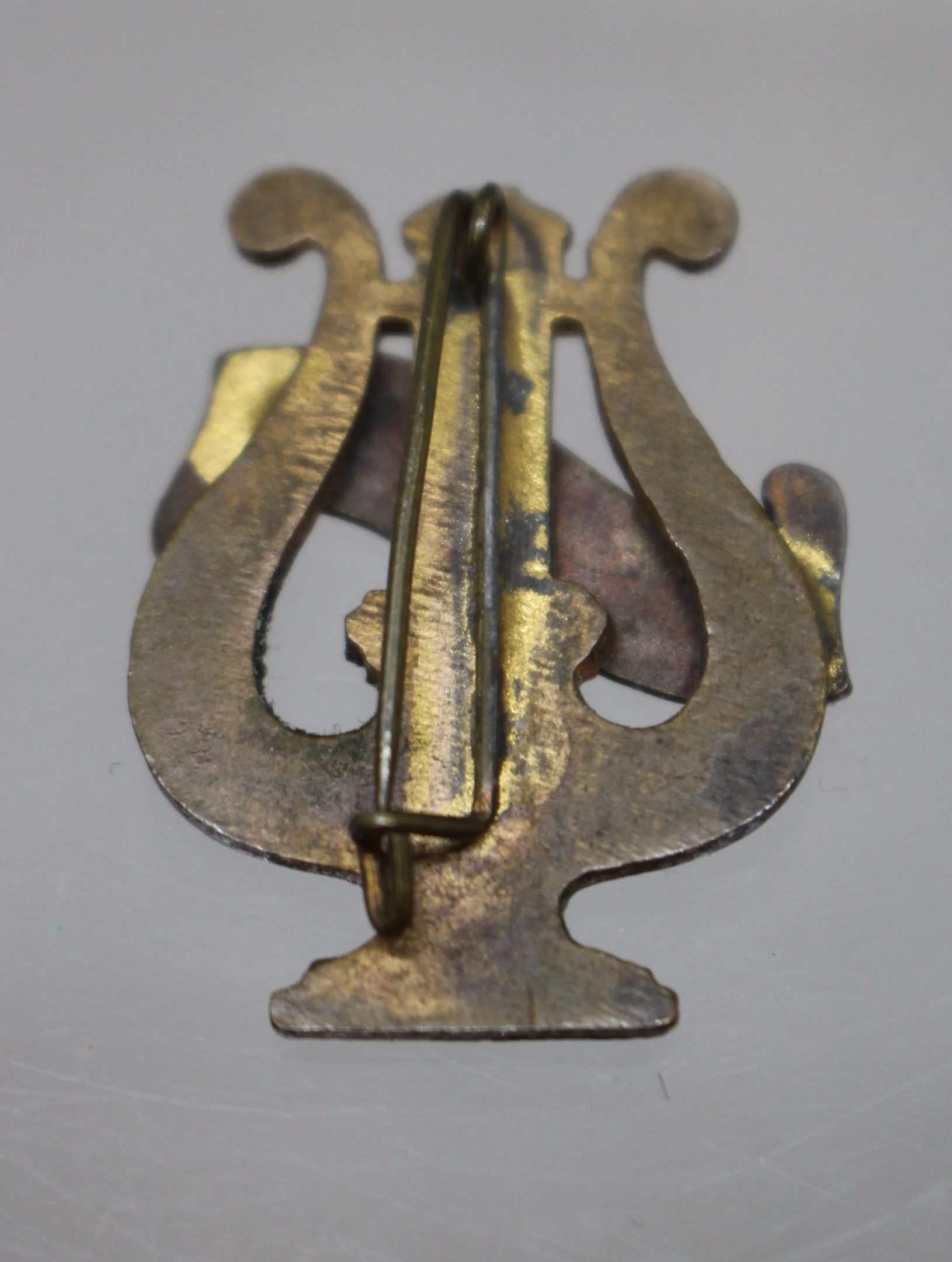 Vintage Sangerkranz Sattelstadt Pin - Used - Image 2