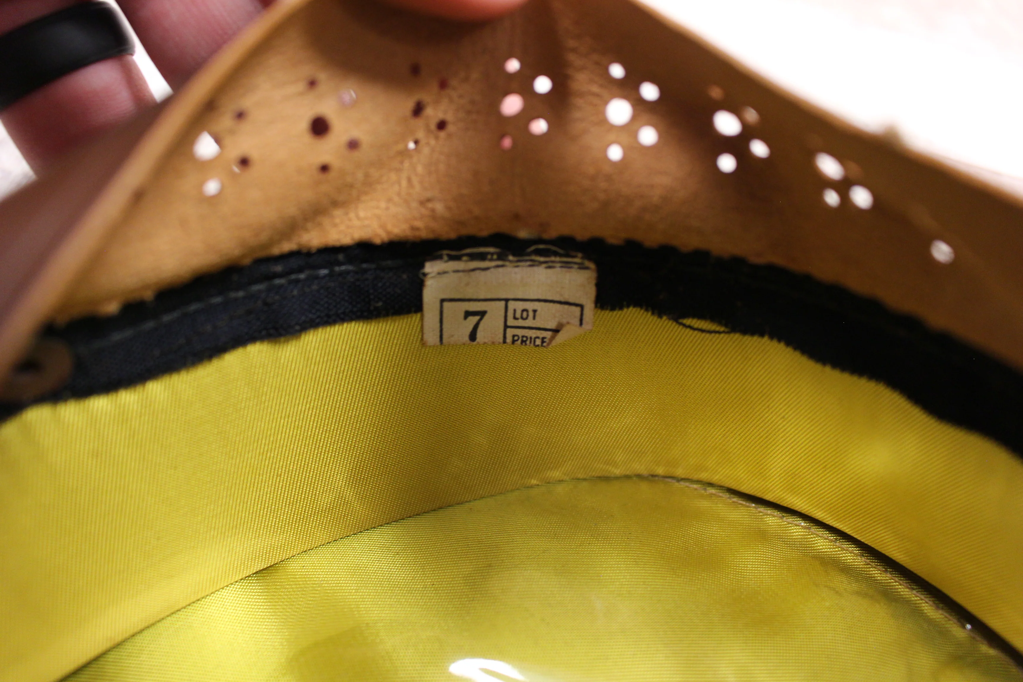 Vintage U.S. Army Warrant Officer's Light Ace Cap Size 7 -Used - Image 5