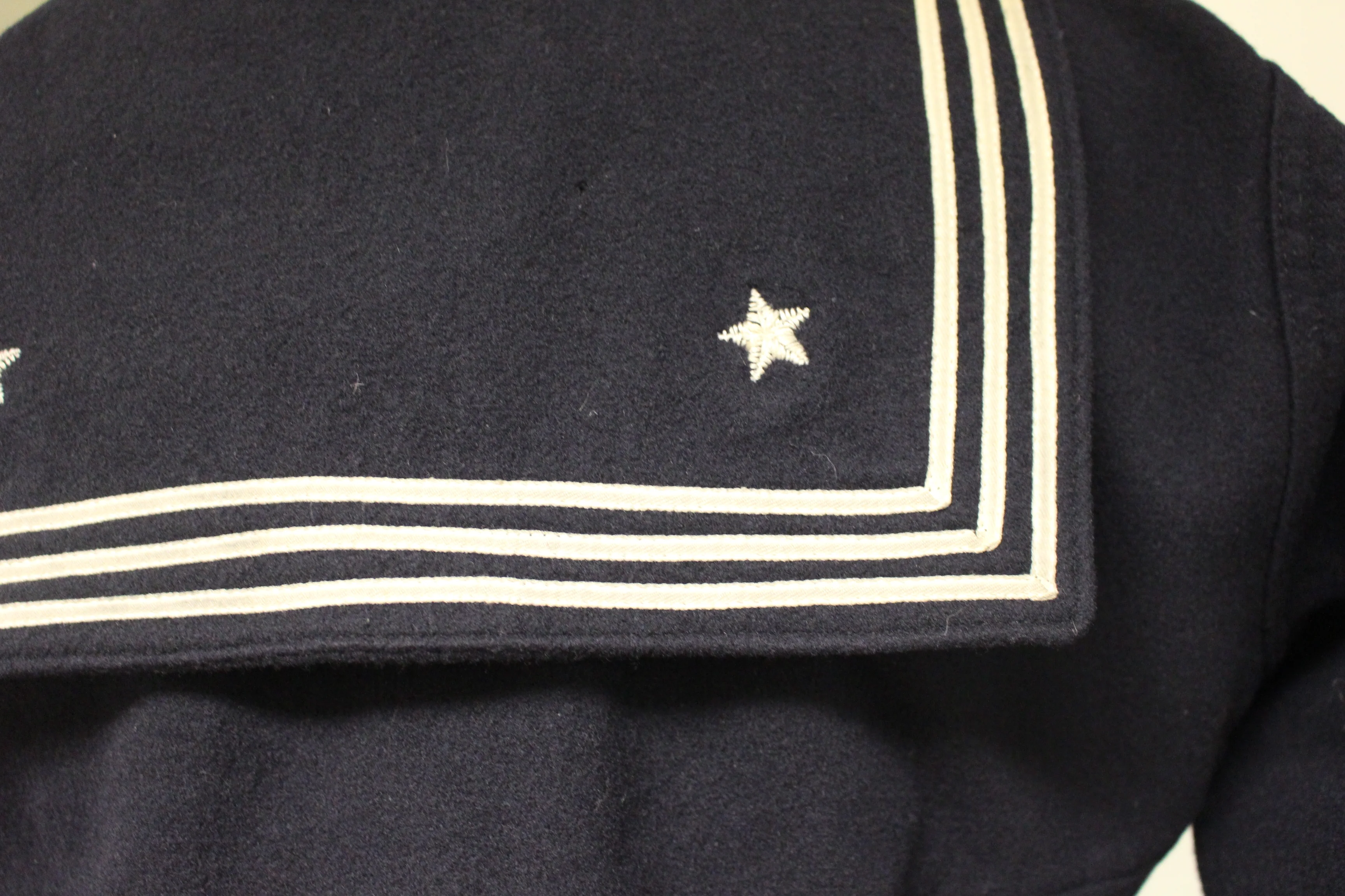 Vintage US Navy Men's Wool Blue Undress Jumper - Size: 38 - Used - Image 4