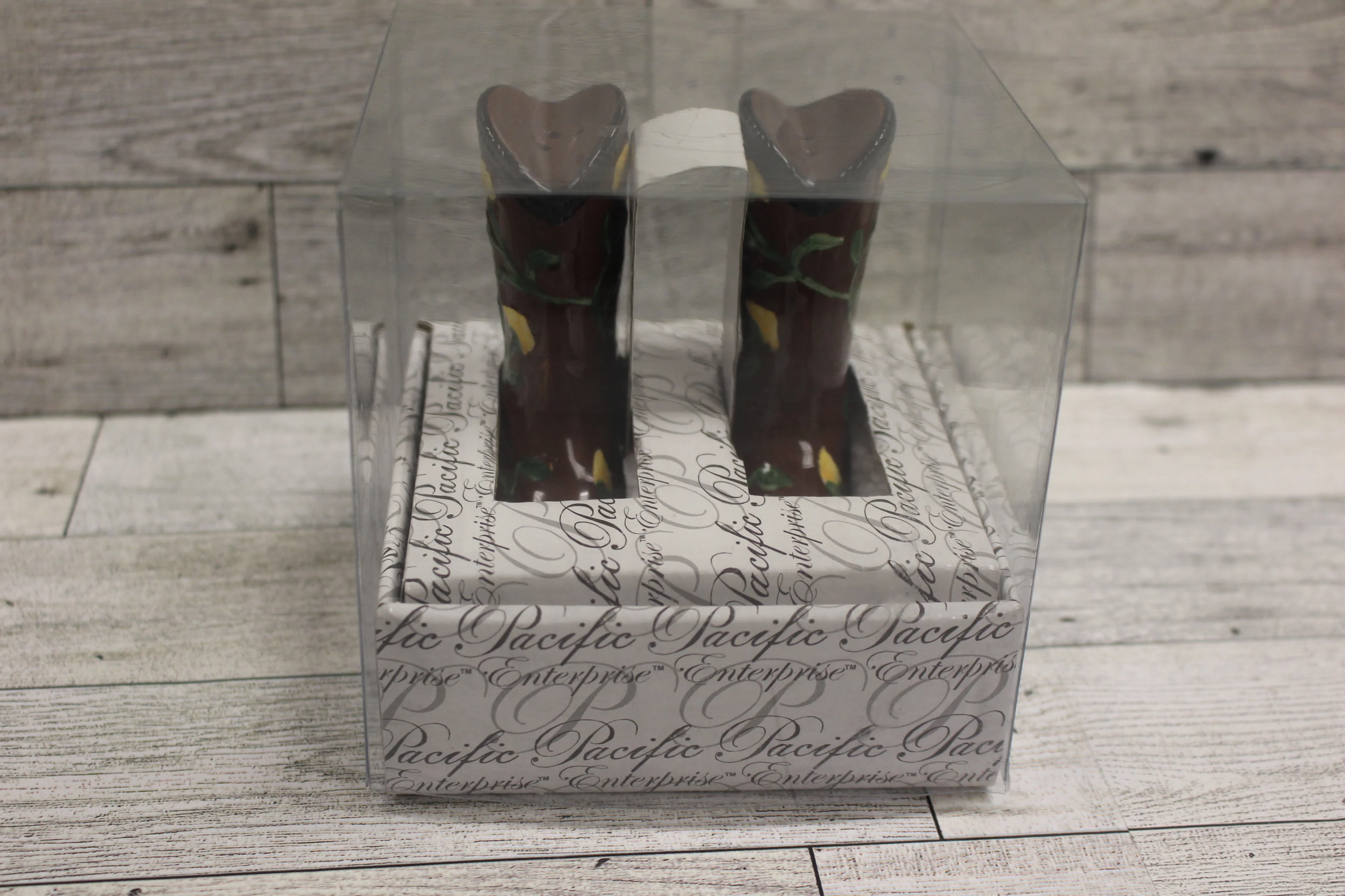 Western Boots Salt & Pepper Shakers - Yellow Rose of Texas - New - Image 4