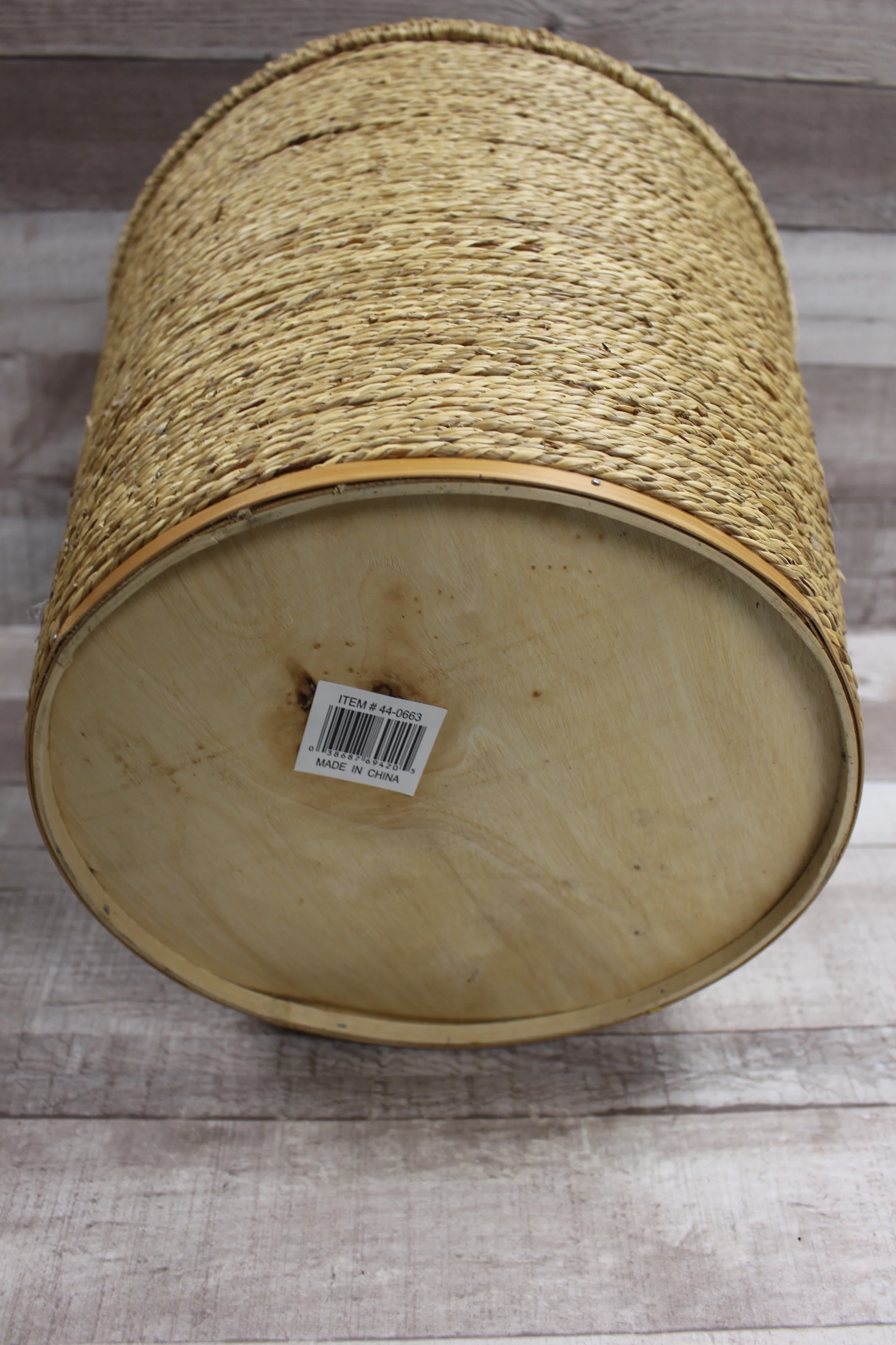 Wicker Trash Can/Basket - New - Image 3