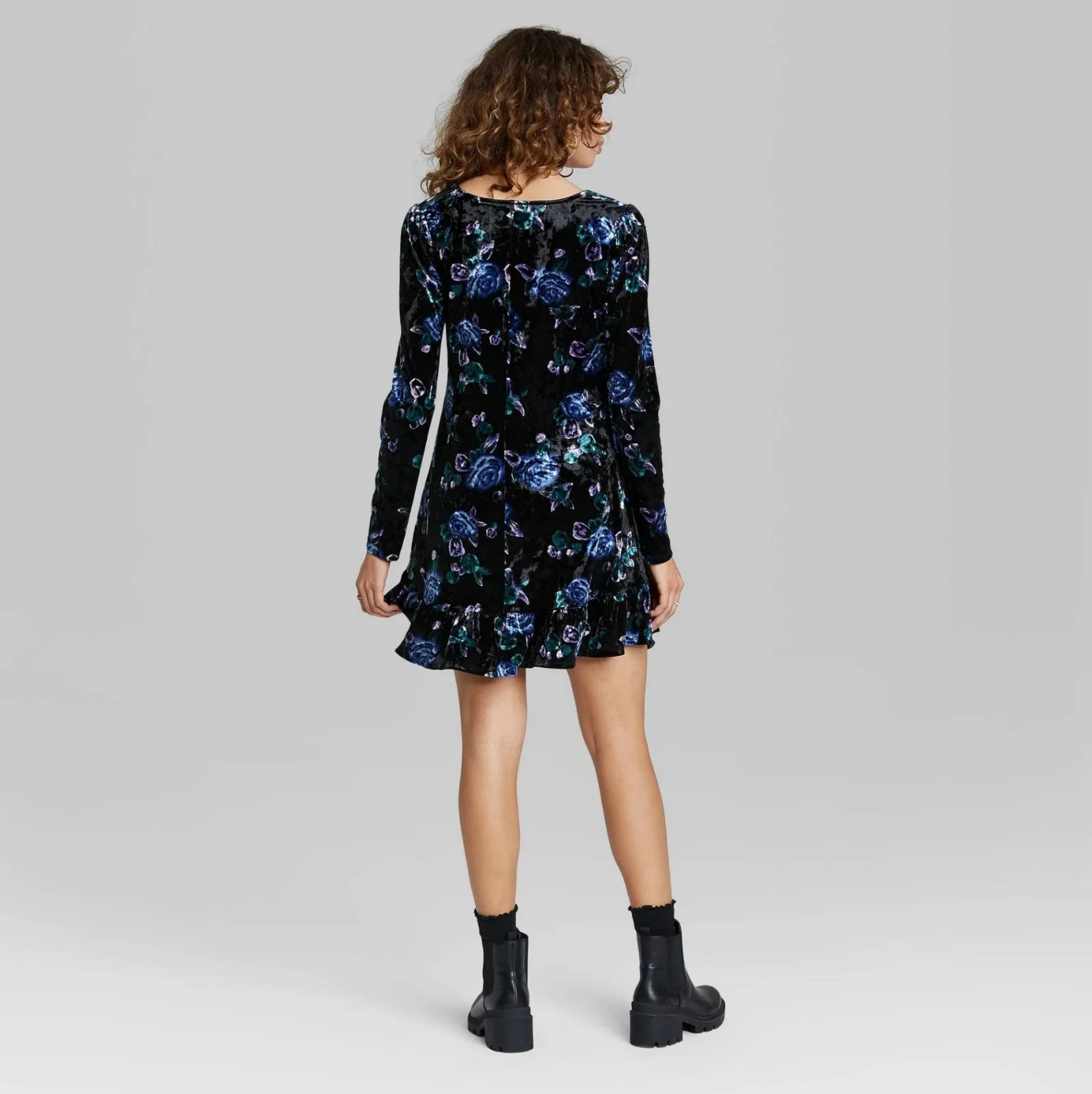 Wild Fable Women's Floral Print Long Sleeve Velvet Drop Hem Dress - Small - New - Image 2