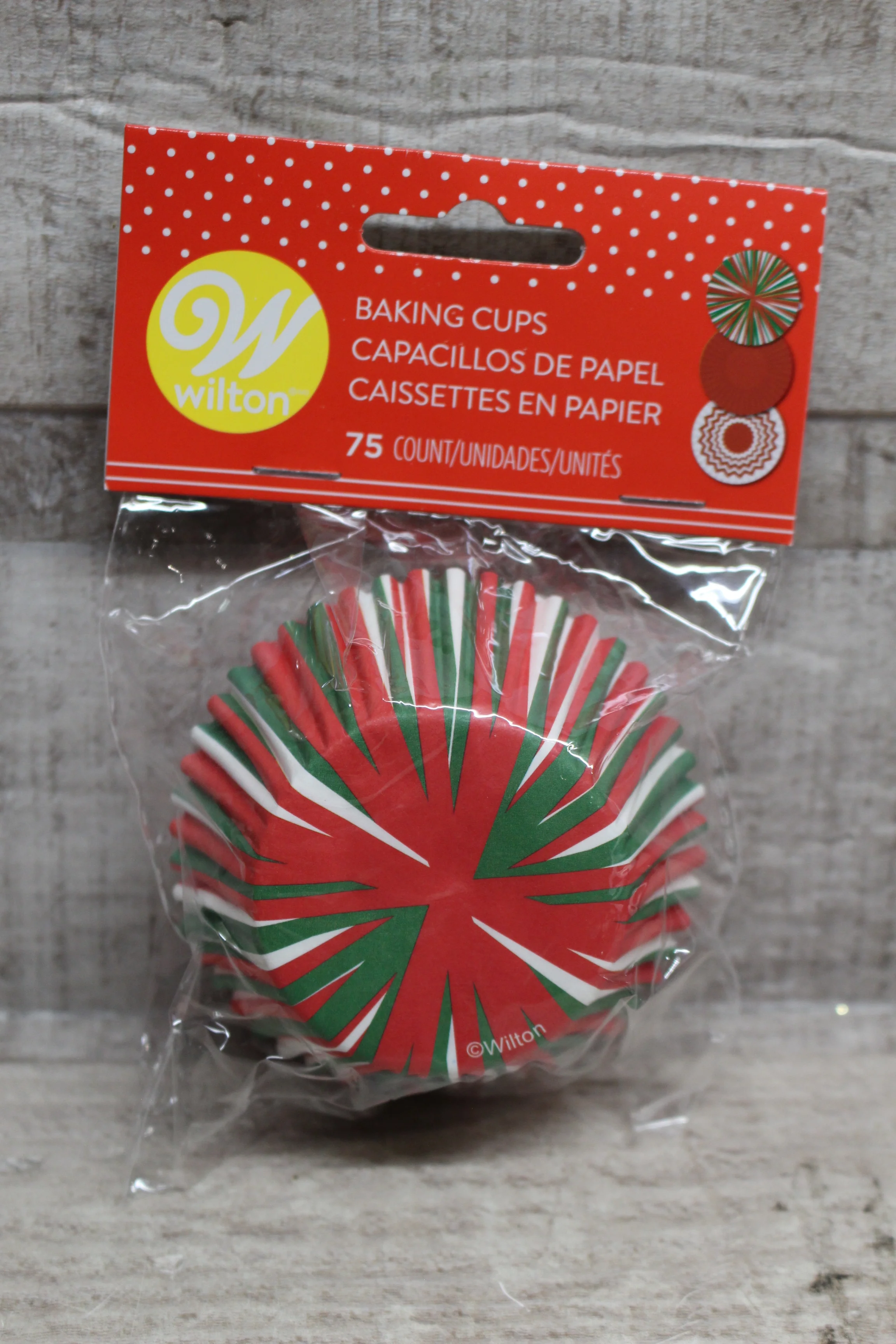 Wilton 75-Pack Of Baking Cups - Christmas Holiday Themed - New