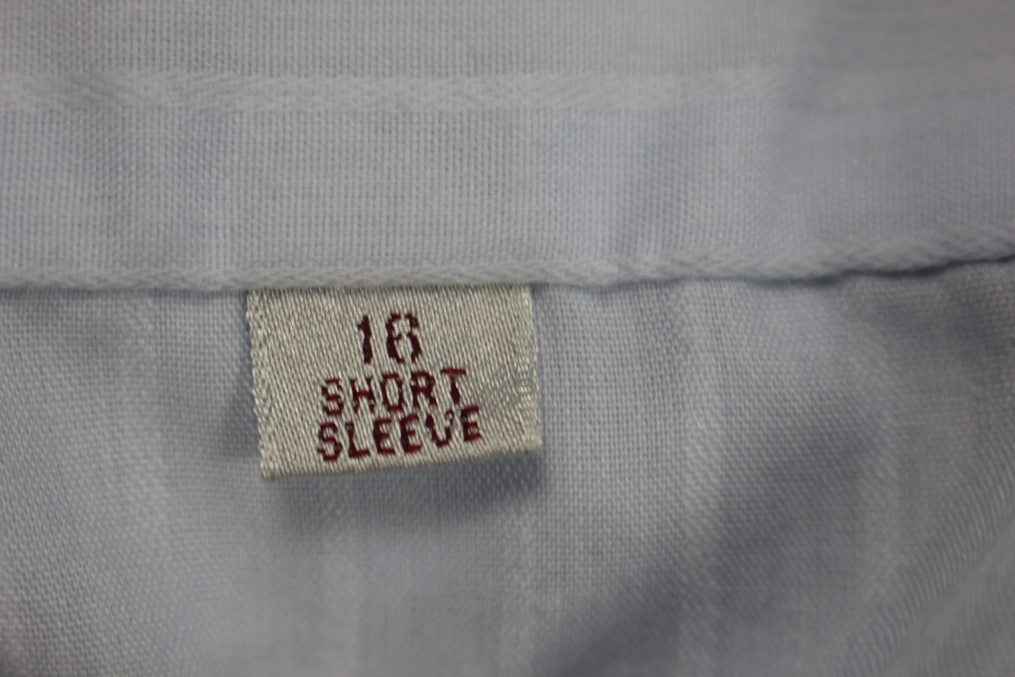 Windsor Short Sleeve Button Up Shirt - Size: 16 - Light Blue Stripe - Used - Image 4