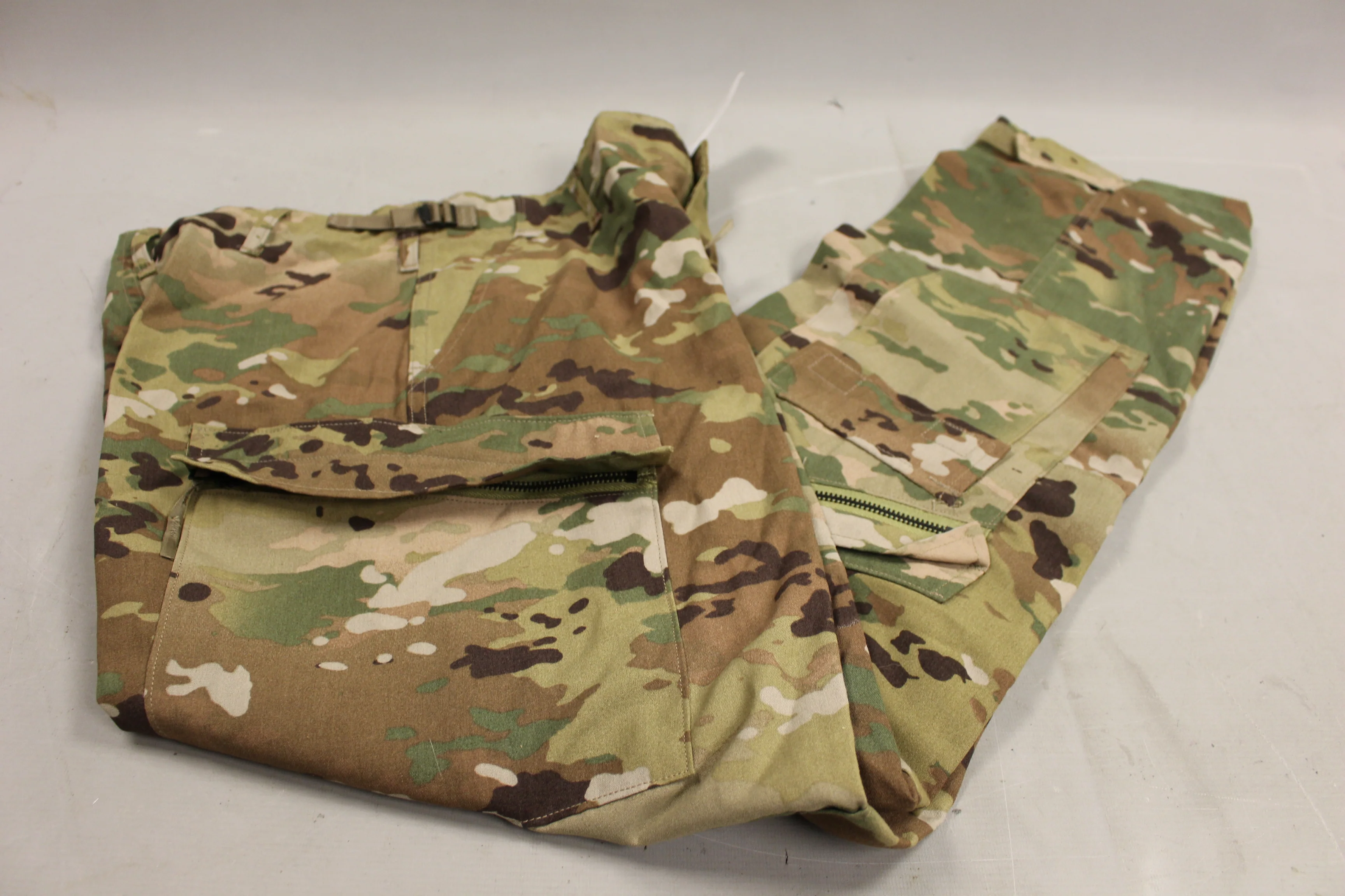 Women's OCP Aircrew Combat Trousers - Med Reg -Unisex Config - New