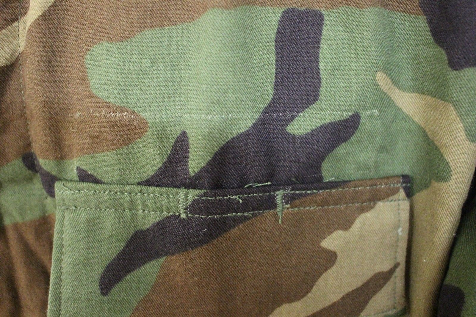 US Woodland BDU Blouse / Jacket / Coat - Medium X-Short - 8415-01-084-1645 - New - Image 5