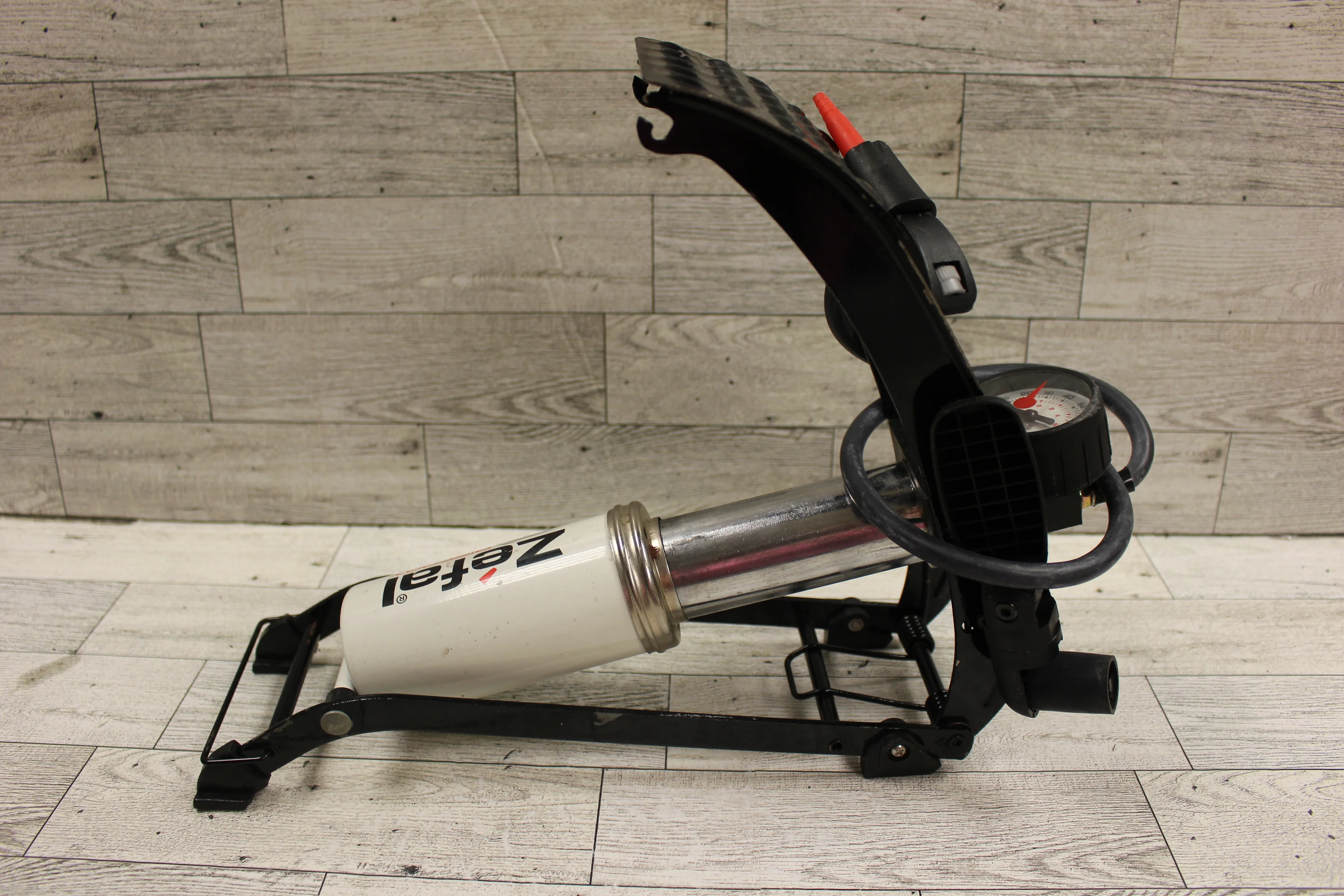 Zafal Bigfoot Compact Bike Pump - Used - Image 7